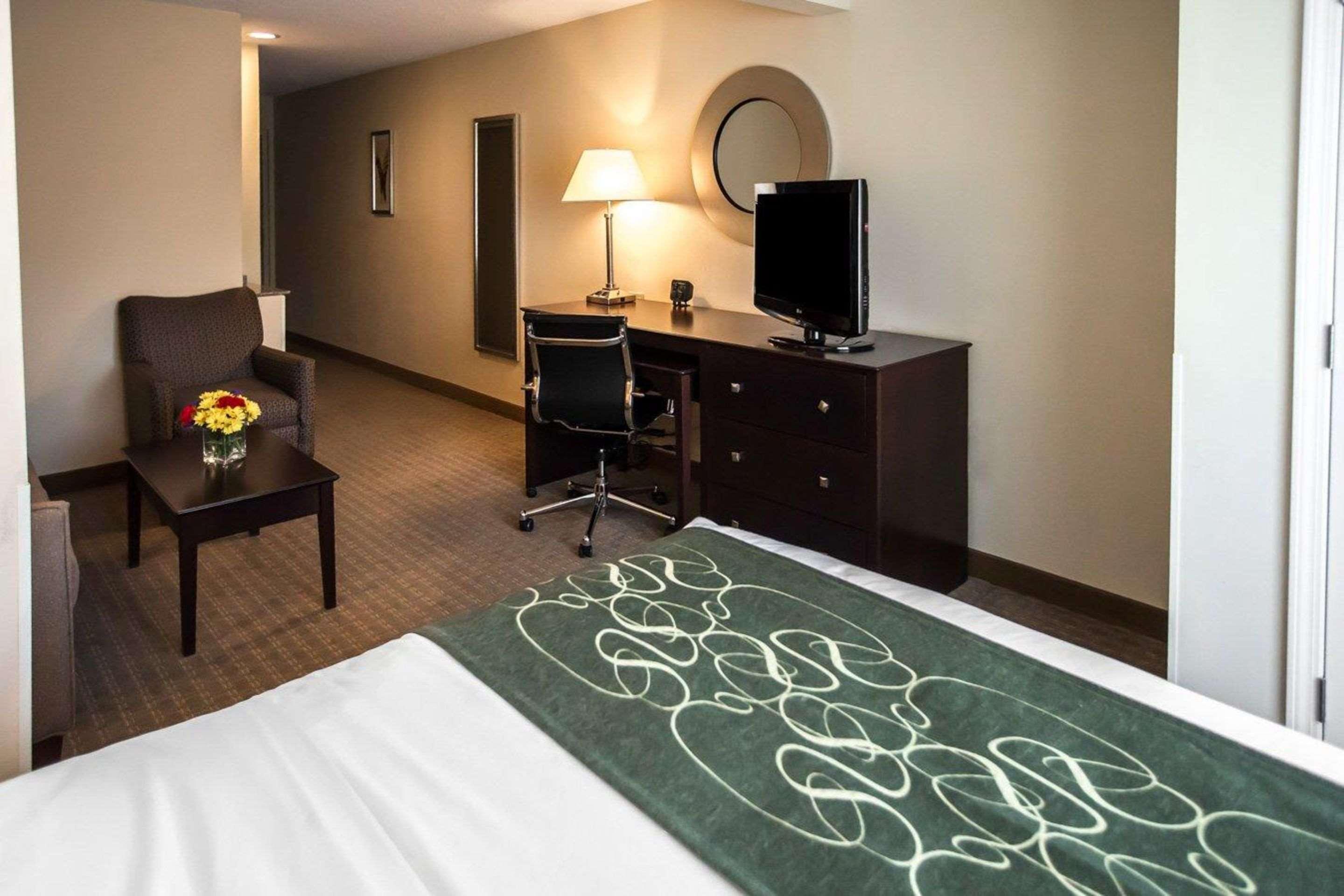 Comfort Suites University Area Notre Dame-Σάουθ Μπεντ Εξωτερικό φωτογραφία